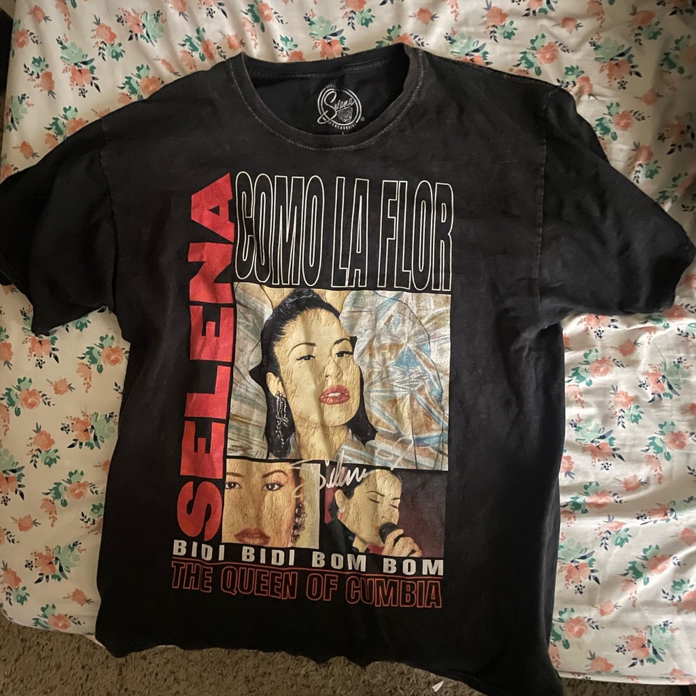 Black Selena Graphic T-Shirt